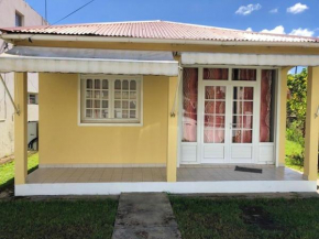 Maison avec terrasse à Sainte-Anne